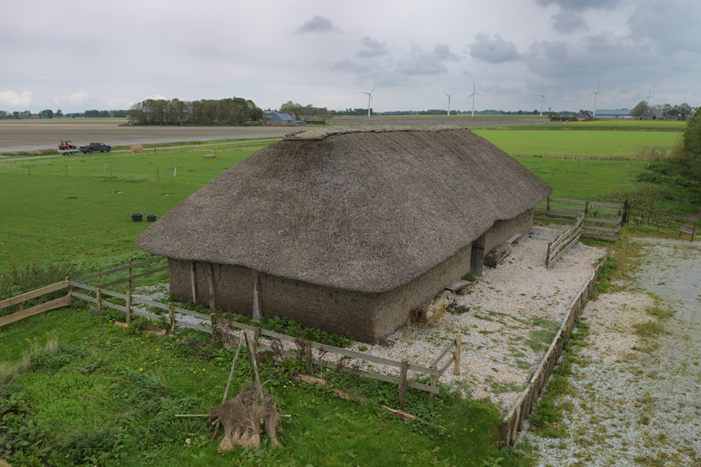Replica van een Zodenhuis bij Firdgum
