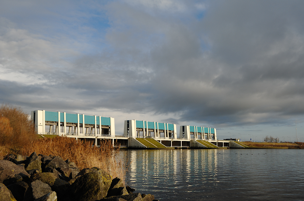 Cleveringsluizen, Lauwersmeer