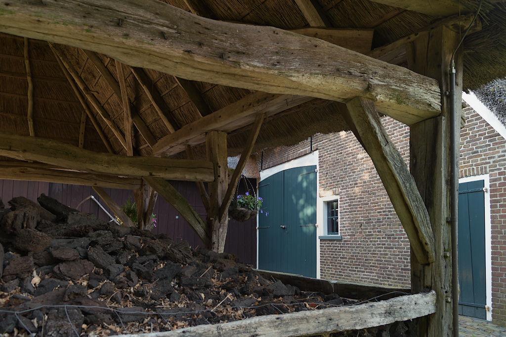 Ankerbalkgebint van een Zuddenschuur te Orvelte