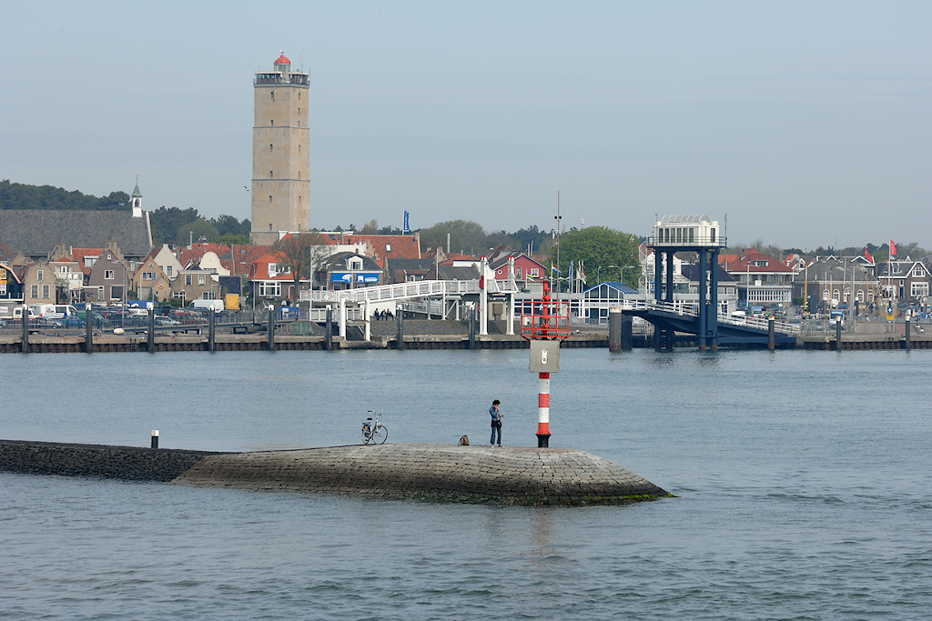 Haven van West-Terschelling met de Brandaris
