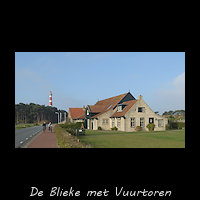 Appartementencomplex de Blieke met in de achtergrond de Vuurtoren