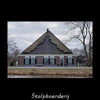 Stolpboerderij aan de Grote Sloot NH