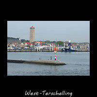 Aankomst met de boot in de haven van West-Terschelling