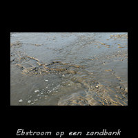 Ebstroom op een zandbank